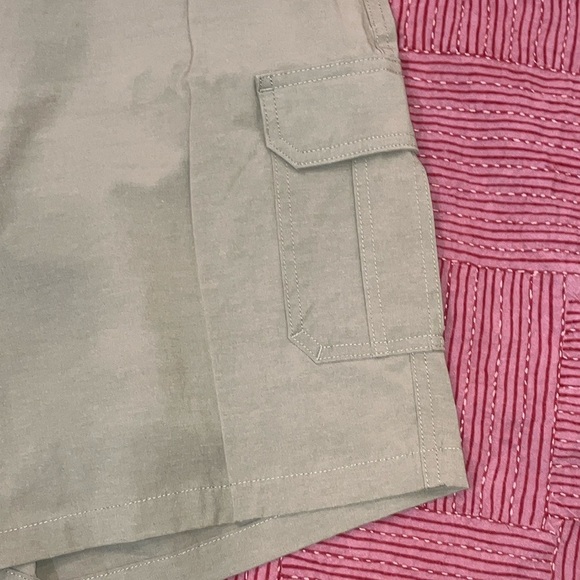 New Ripzone men’s size 40 tan /khaki cargo Shorts - Picture 8 of 16
